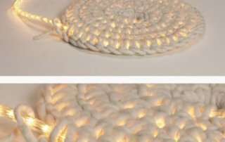 Светящийся канат из гирлянды и обычной веревки